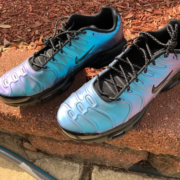 air max plus throwback future